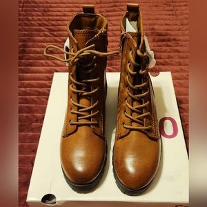 New in Box So Broccoli Cognac zip/lace boots sz 7.5